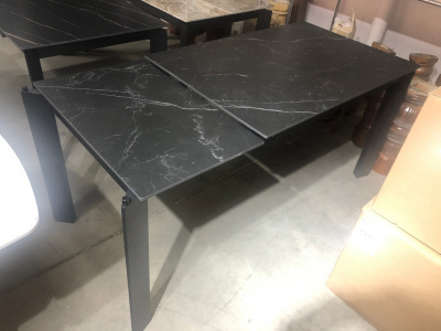 Стол CORNER 120 MATT BLACK MARBLE SINTERED STONE/ BLACK М-City